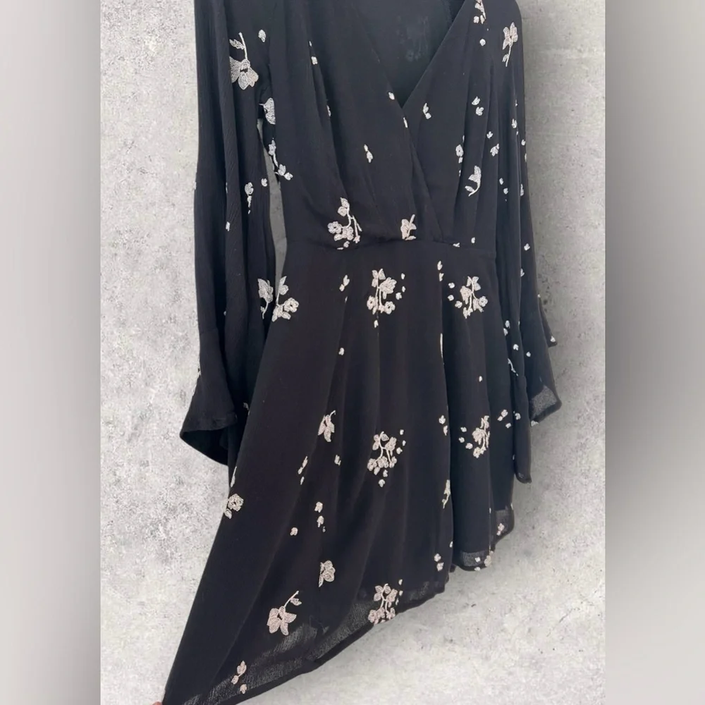 Free People Jasmine Embroidered Floral Bell Sleeve Mini Dress Size 4 - Picture 8 of 11